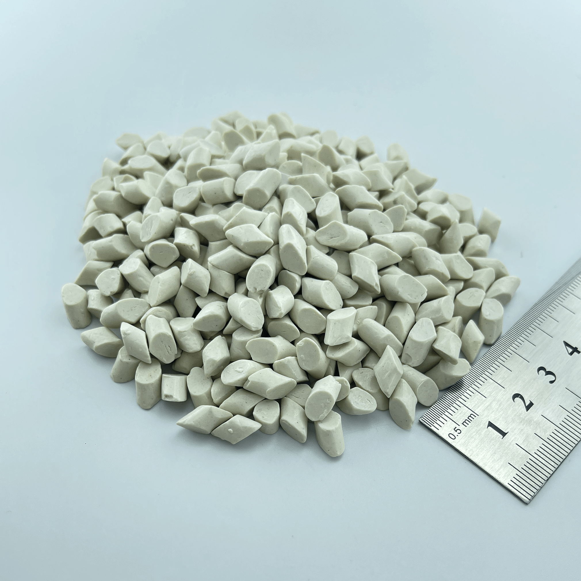 Наповнювач для віброгалтовки фарфоровий CYT-P 6x6 мм